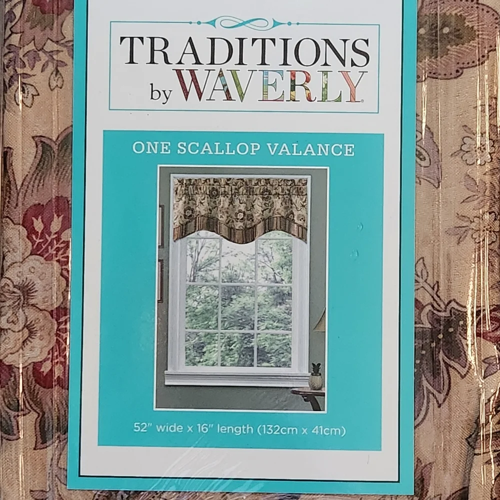 Waverly Traditions Navarra Antique Scallop Valance 52